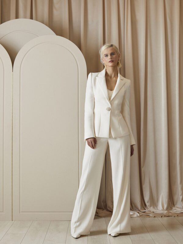 Jade Trouser in Ivory Crepe - Image 3