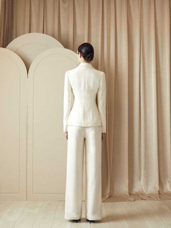 Jade Trouser in Ivory Crepe - Image 5