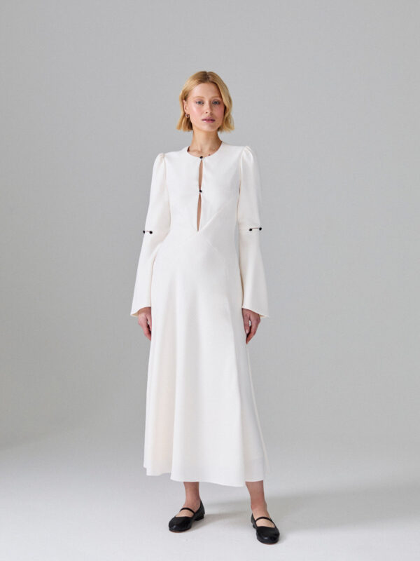 Vallery with Black Buttons - Image 6