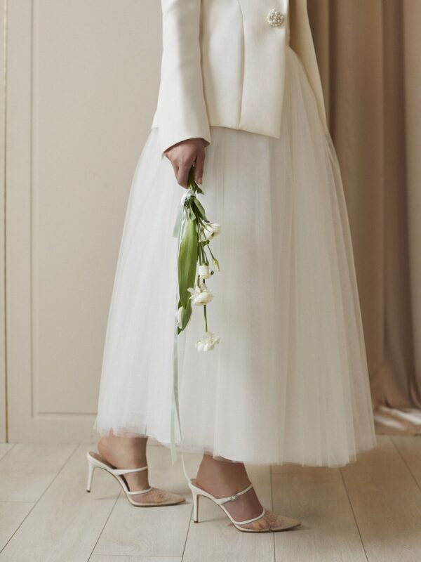 Clara Tulle