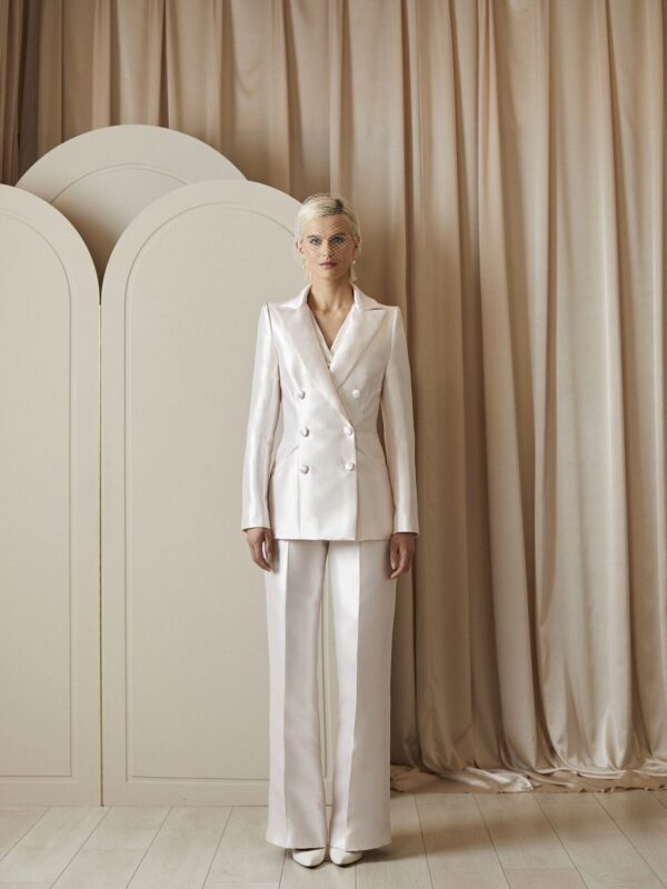 Jacqueline Ivory Mikado - Image 4