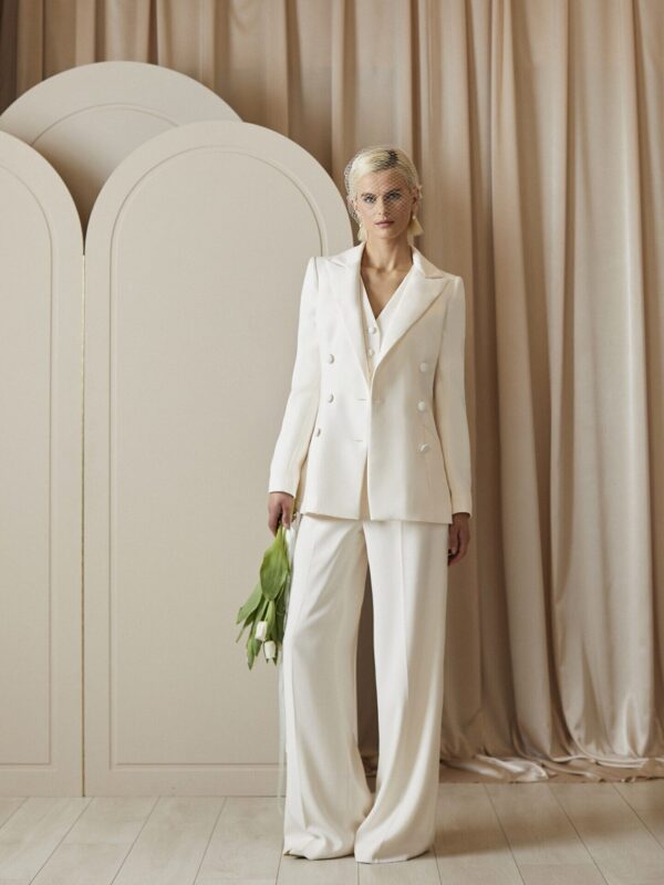 Jacqueline Ivory Crepe - Image 3