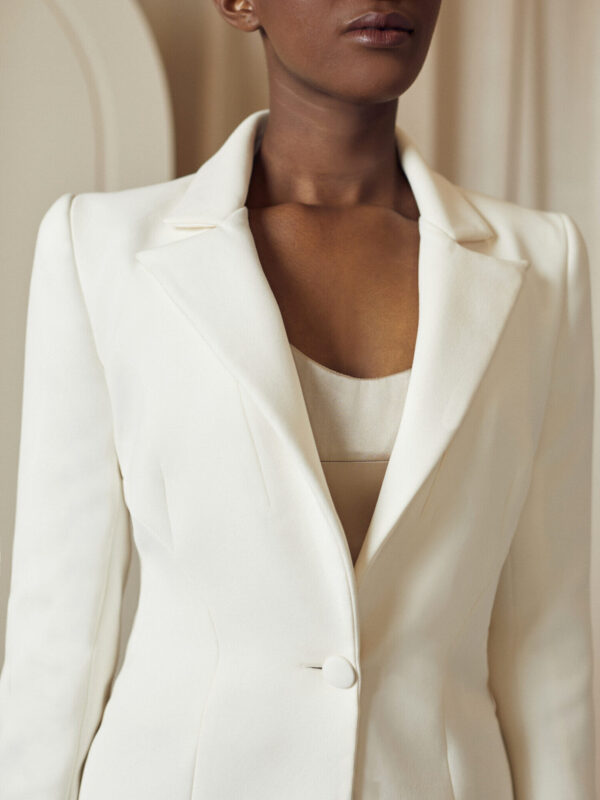 Jodie Blazer in Ivory Crepe - Image 4