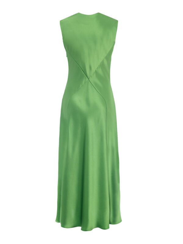 Selene Green - Image 8