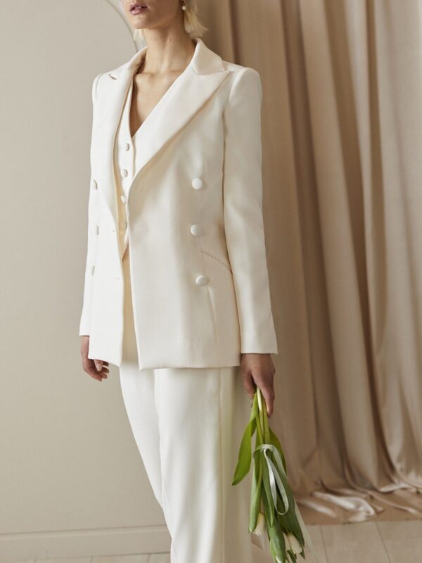 Jacqueline Ivory Crepe - Image 2